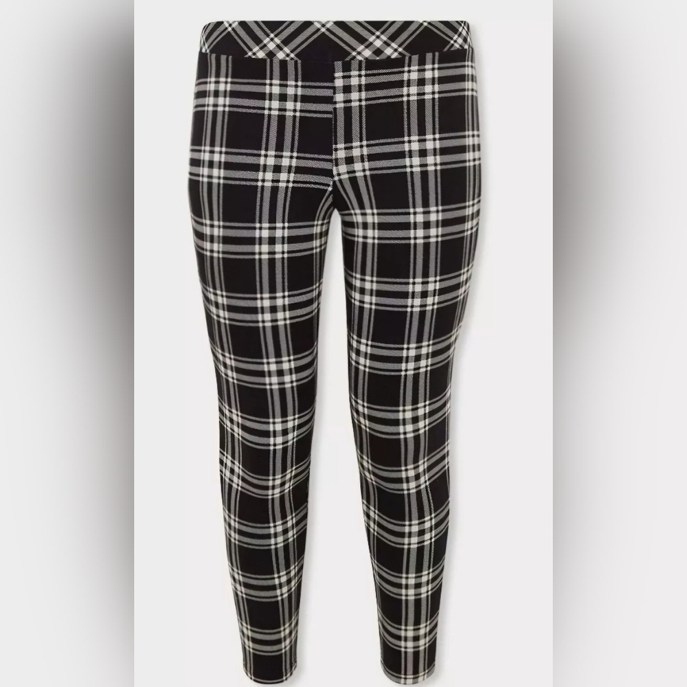Torrid Black & White Plaid Leggings